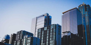6 Major Benefits That Come with Taking a WI Real Estate License Course